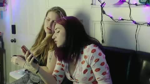 Snapshot of bellabutterflyy chatting on January 22, 7:35 am BellaButterflyy online show from January 22, 7:35 am