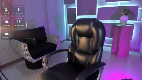  Bella C  online show from November 24, 2:50 pm