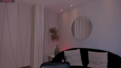  Bella C  online show from April 17, 7:28 pm