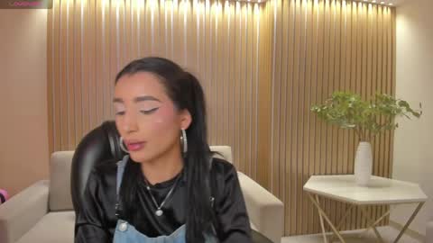  Bella C  online show from May 28, 8:28 pm