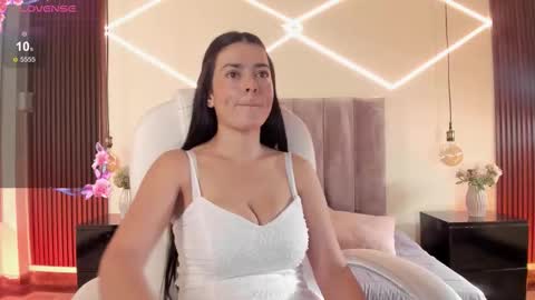 Bella Clair online show from January 13, 2:55 pm