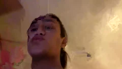 Snapshot of belladeputaxx chatting on April 12, 4:39 am IM BELLA online show from April 12, 4:39 am