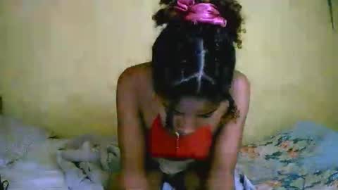 Snapshot of bellaena chatting on October 7, 2:25 pm bellaena online show from October 7, 2:25 pm