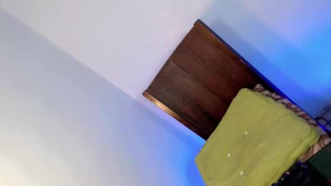 Bella rowt online show from November 9, 2:54 am