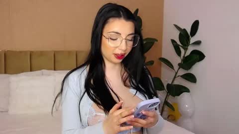 Snapshot of bellahere chatting on May 5, 6:54 am Diana online show from May 5, 6:54 am