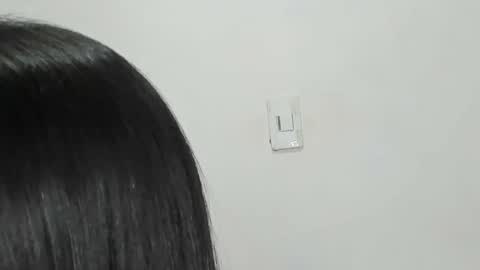 Snapshot of bellalatina15 chatting on February 25, 3:21 pm bellalatina15 online show from February 25, 3:21 pm