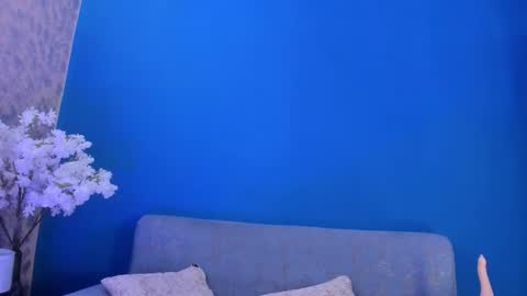 Bella Marie online show from November 12, 12:00 am