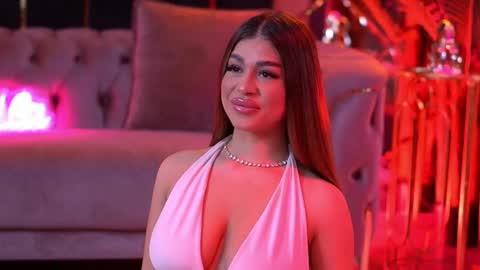 Snapshot of bellanoirre chatting on February 12, 6:58 pm Bella online show from February 12, 6:58 pm