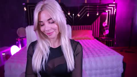 Bella online show from March 27, 1:55 pm