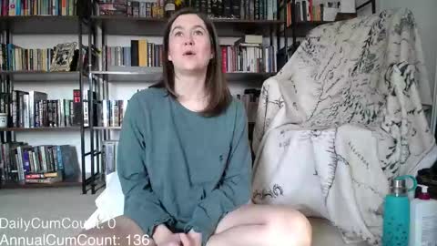 BellaStrange69 online show from February 14, 6:48 pm