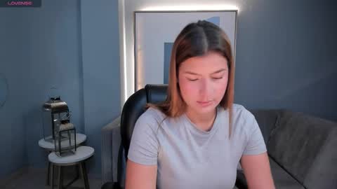 Bella online show from February 1, 11:25 pm