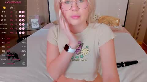 Bella online show from February 20, 4:07 am