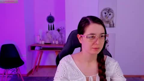 Bella. Ntmu online show from February 18, 8:25 pm