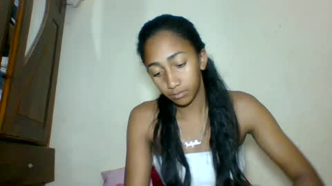 belle_annah online show from July 8, 2:43 pm