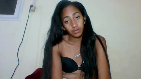 belle_annah online show from July 14, 4:02 pm