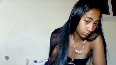 belle_annah online show from July 30, 2:43 am