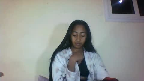belle_annah online show from July 31, 7:02 pm