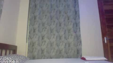 bubbles online show from May 24, 4:34 pm