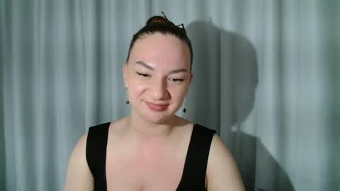 belle_fiesta online show from April 15, 12:17 am