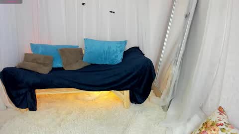 Belle online show from November 5, 1:16 am