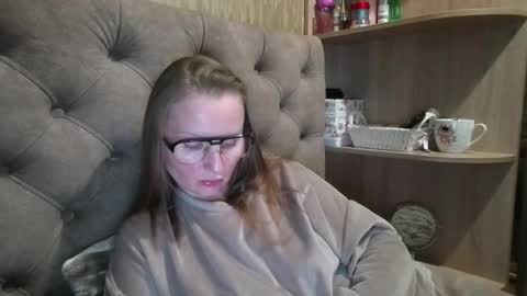 Amelia online show from October 27, 6:56 pm