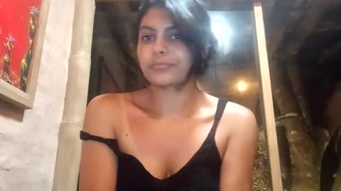 Snapshot of bellezacosmica chatting on September 15, 2:22 am bellezacosmica online show from September 15, 2:22 am