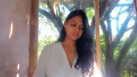 bellezacosmica online show from April 22, 1:23 pm