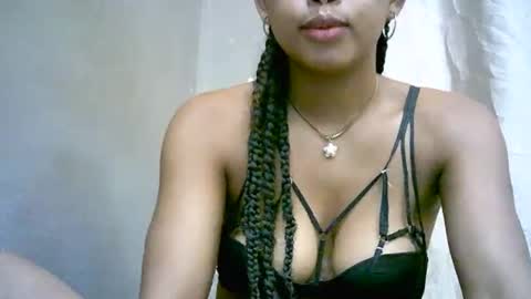 Snapshot of bellibellah chatting on March 2, 6:03 am BelliBellah online show from March 2, 6:03 am