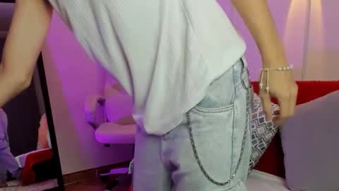 Neon online show from September 25, 11:14 am