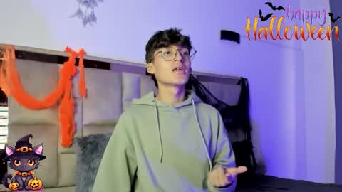 Neon online show from October 30, 11:22 am