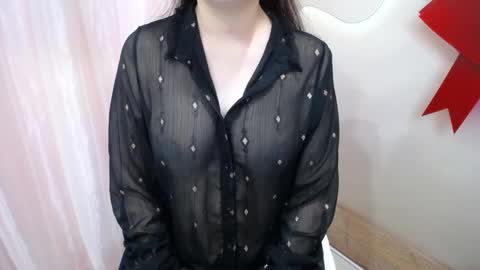 Snapshot of belly18only chatting on October 29, 1:52 am Belly online show from October 29, 1:52 am