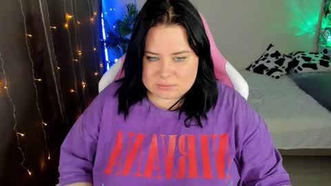 LinaBoo online show from October 29, 5:58 pm