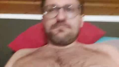 Snapshot of ben00189 chatting on October 8, 6:38 pm ben00189 online show from October 8, 6:38 pm