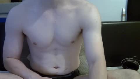 Snapshot of ben948900 chatting on September 21, 9:11 am ben948900 online show from September 21, 9:11 am