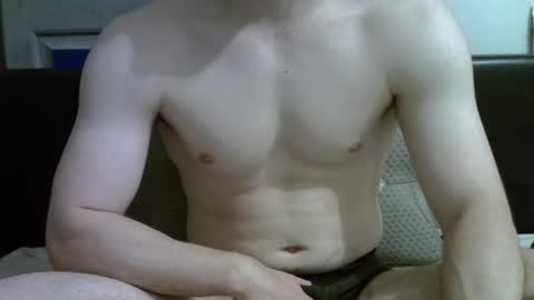 Snapshot of ben948900 chatting on September 23, 7:39 pm ben948900 online show from September 23, 7:39 pm