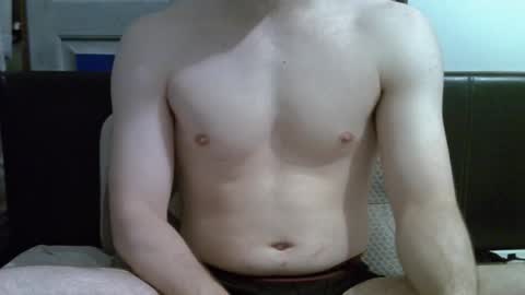 Snapshot of ben948900 chatting on September 24, 7:17 pm ben948900 online show from September 24, 7:17 pm