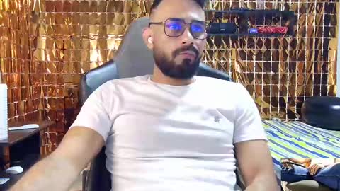 Snapshot of ben_blaze chatting on January 19, 11:32 pm BEN online show from January 19, 11:32 pm