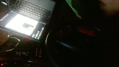 benb2022 online show from September 10, 4:01 am
