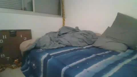 Snapshot of benbare13 chatting on December 28, 9:40 pm benbare13 online show from December 28, 9:40 pm