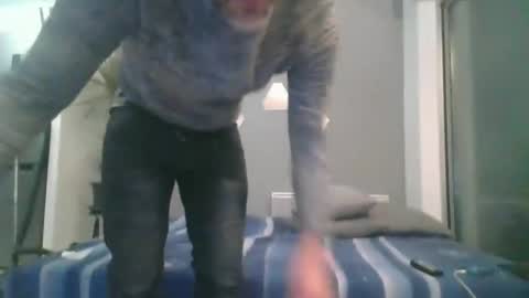 Snapshot of benbare13 chatting on January 7, 7:17 pm benbare13 online show from January 7, 7:17 pm