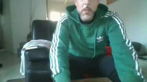 Snapshot of benbare13 chatting on November 13, 3:55 pm benbare13 online show from November 13, 3:55 pm