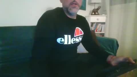 Snapshot of benbare13 chatting on November 21, 10:52 pm benbare13 online show from November 21, 10:52 pm