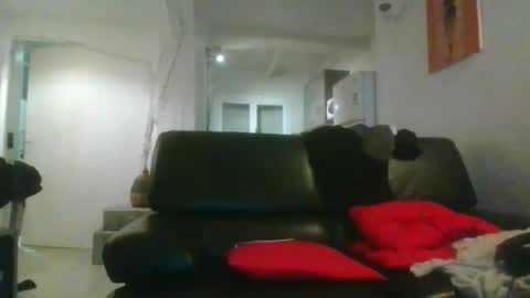 Snapshot of benbare13 chatting on December 5, 8:49 pm benbare13 online show from December 5, 8:49 pm