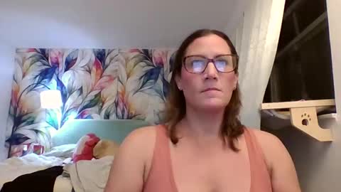 Becky online show from January 12, 3:01 am