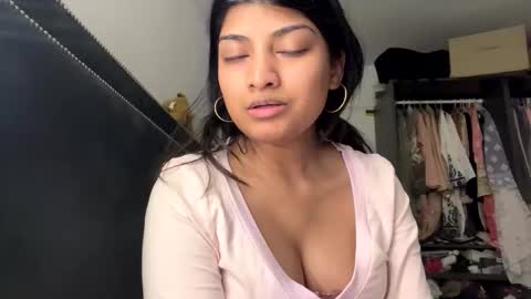bengalibaddie7_x online show from May 19, 2:18 am