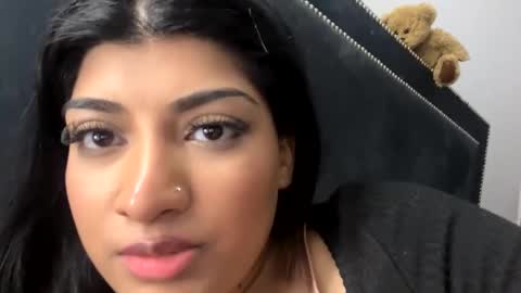 bengalibaddie7_x online show from May 22, 12:29 am