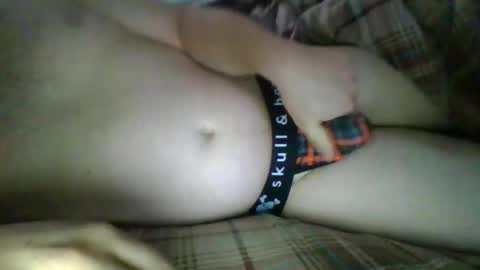 Snapshot of benhard42 chatting on December 15, 12:17 pm benhard42 online show from December 15, 12:17 pm