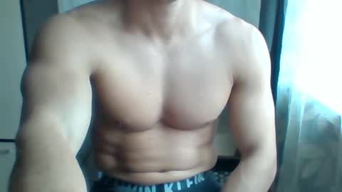 Snapshot of beniamain chatting on October 5, 12:36 pm Alan online show from October 5, 12:36 pm