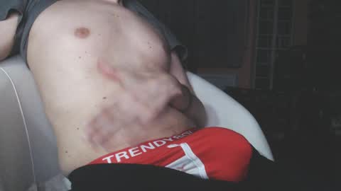 Snapshot of benijamin chatting on April 22, 9:49 pm benijamin online show from April 22, 9:49 pm