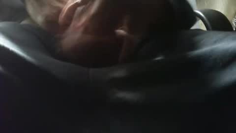 beninoam75 online show from March 8, 4:33 pm